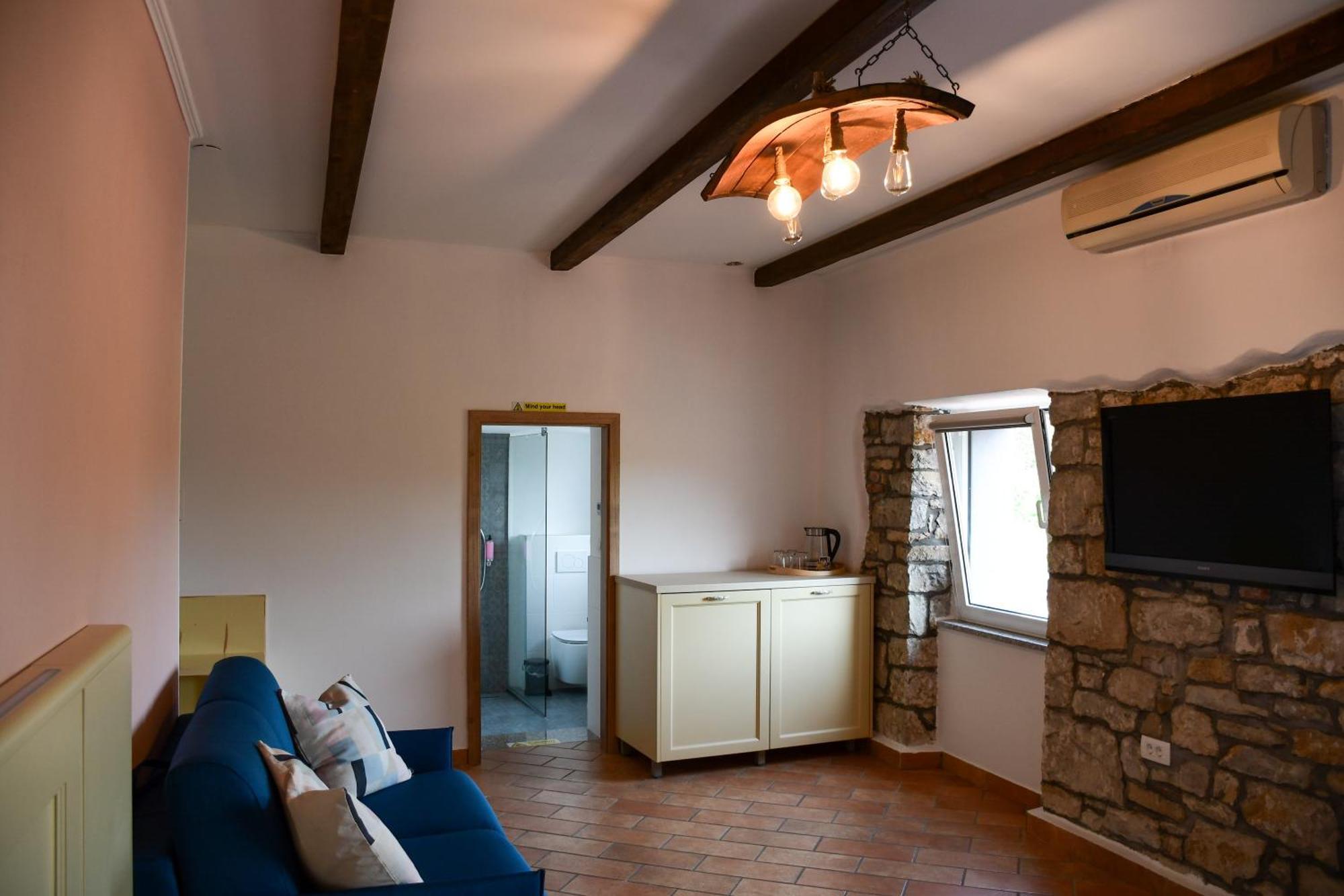 Razman Wine Rooms Gračišče Eksteriør bilde