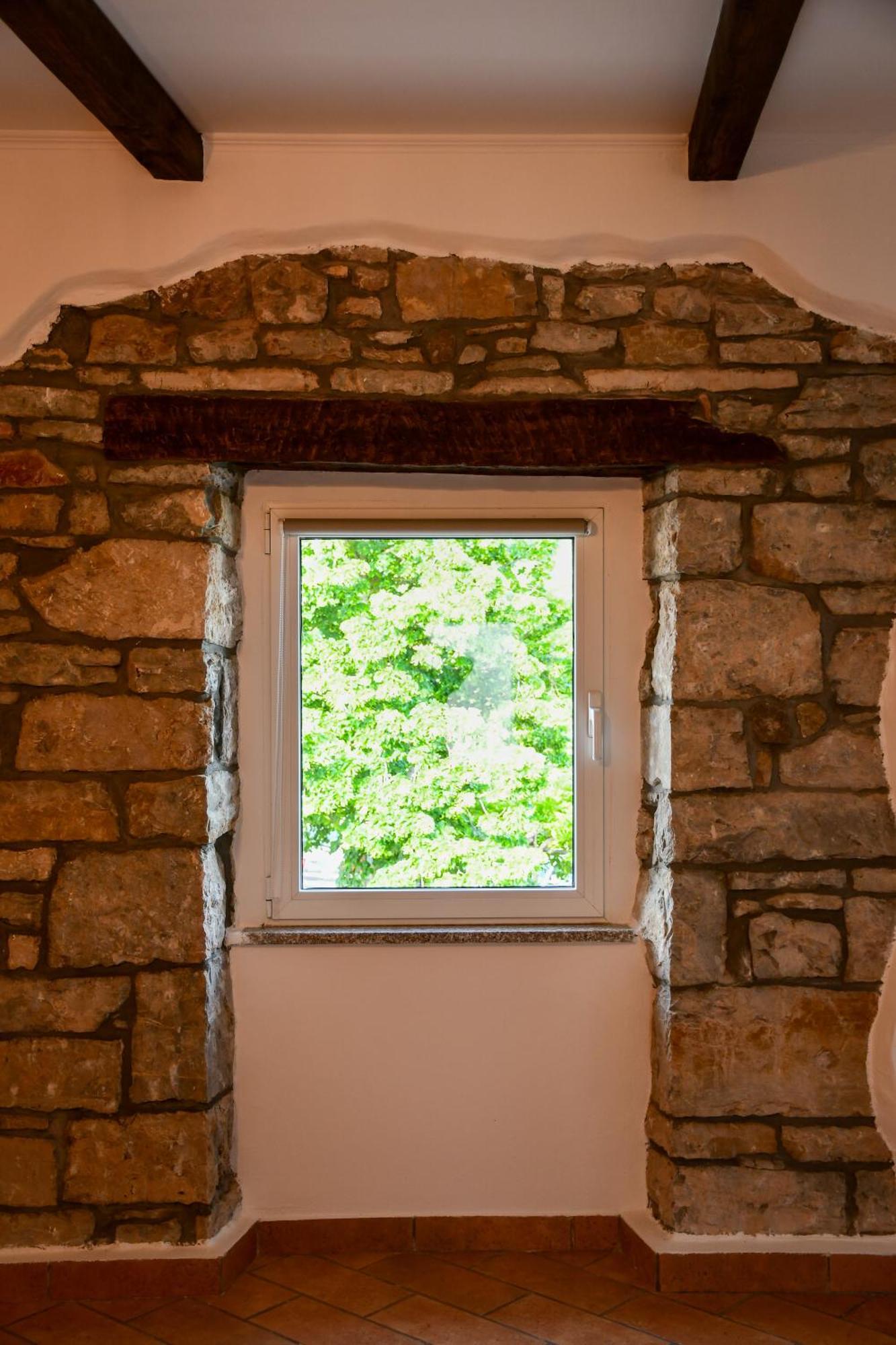 Razman Wine Rooms Gračišče Eksteriør bilde